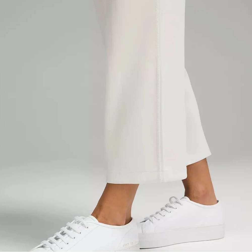 LULULEMON Softstreme High-Rise Straight-Leg Cropped 24” Length Bone Size 10 NEW - Picture 15 of 15